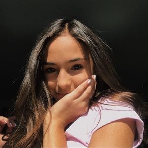 Meet your Posher, Isabelle